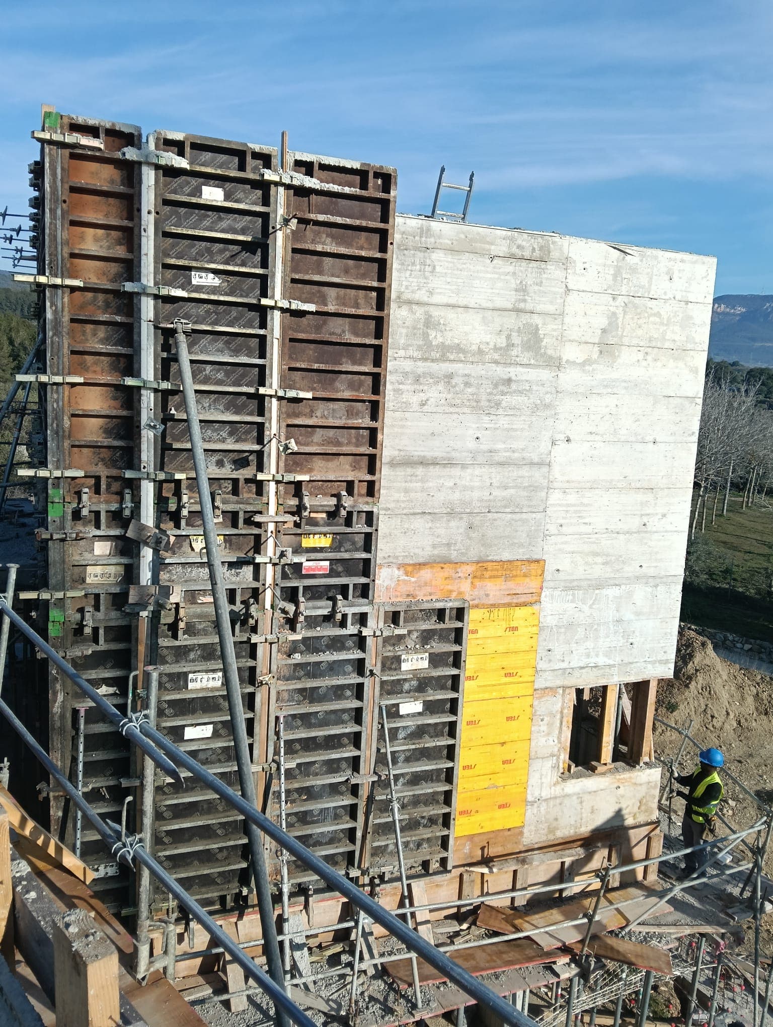 Proyecto de construcción y reforma de RLS Construcción en toda España (6)